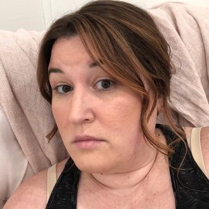 Meet your Posher, Abbie